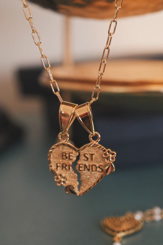 Vanessa Mooney best friends gold necklace