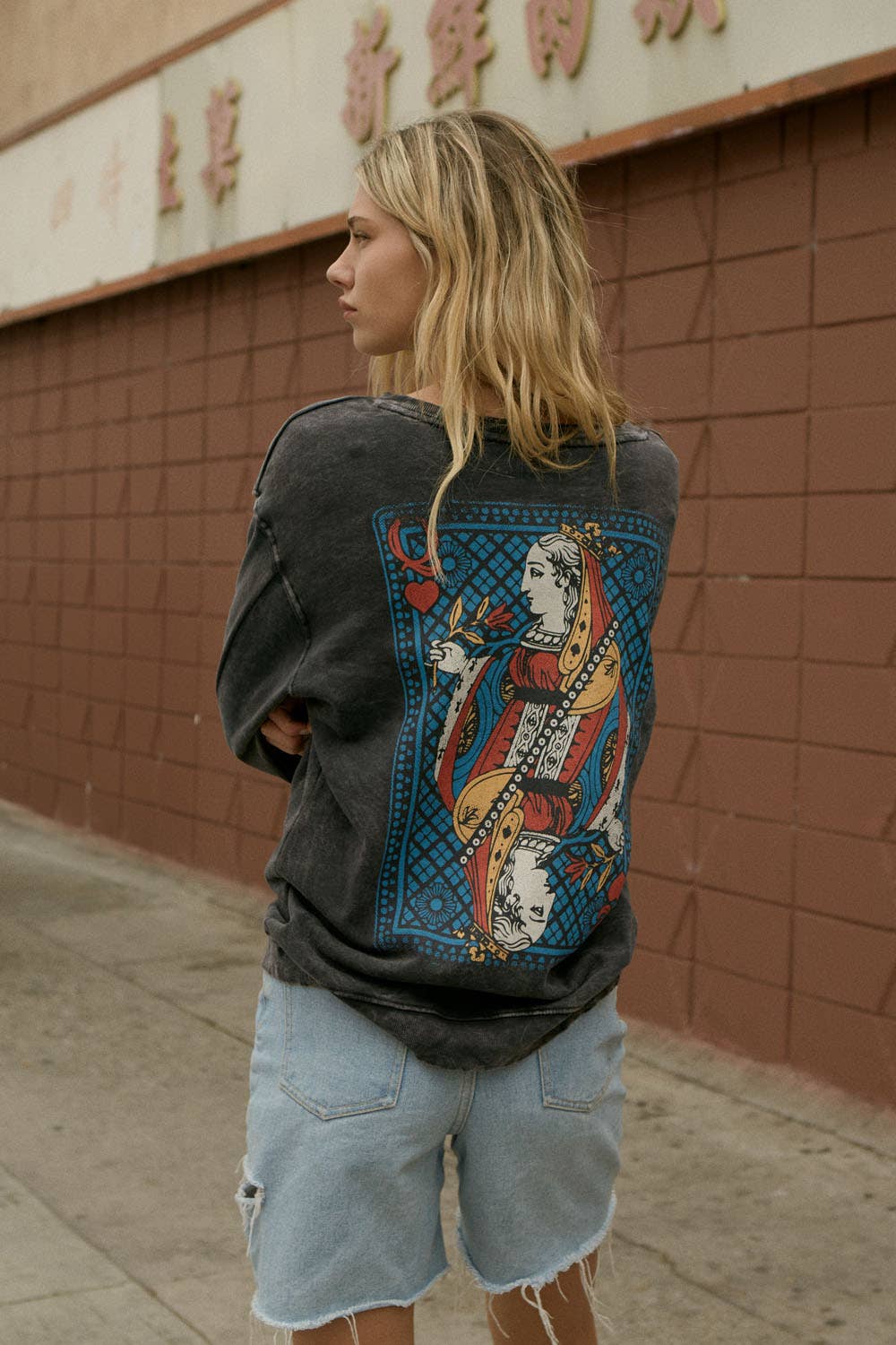 Queen of Hearts Vintage Wash Graphic Sweatshirt